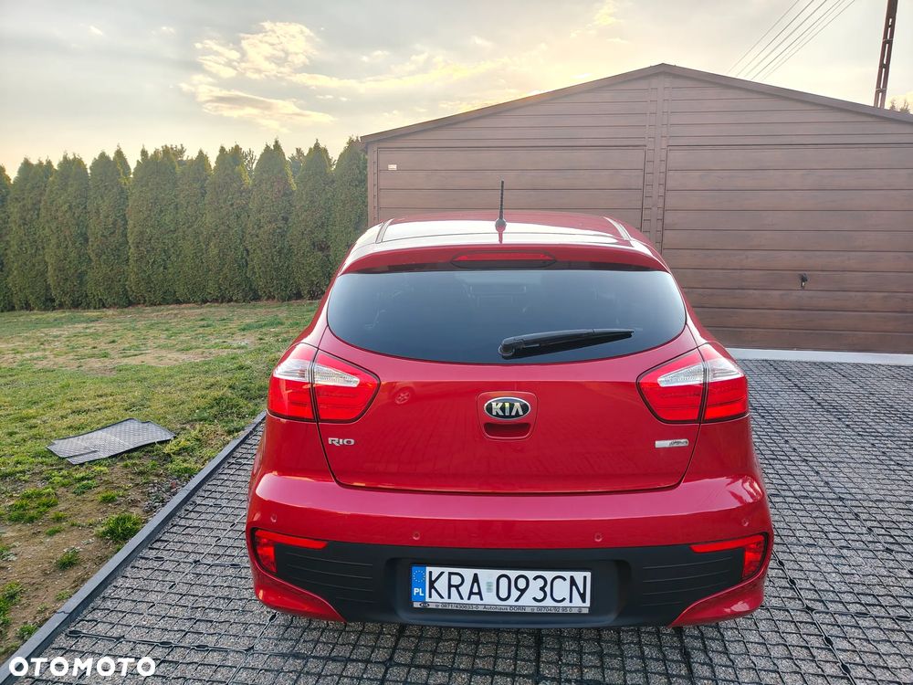 Kia Rio - 7