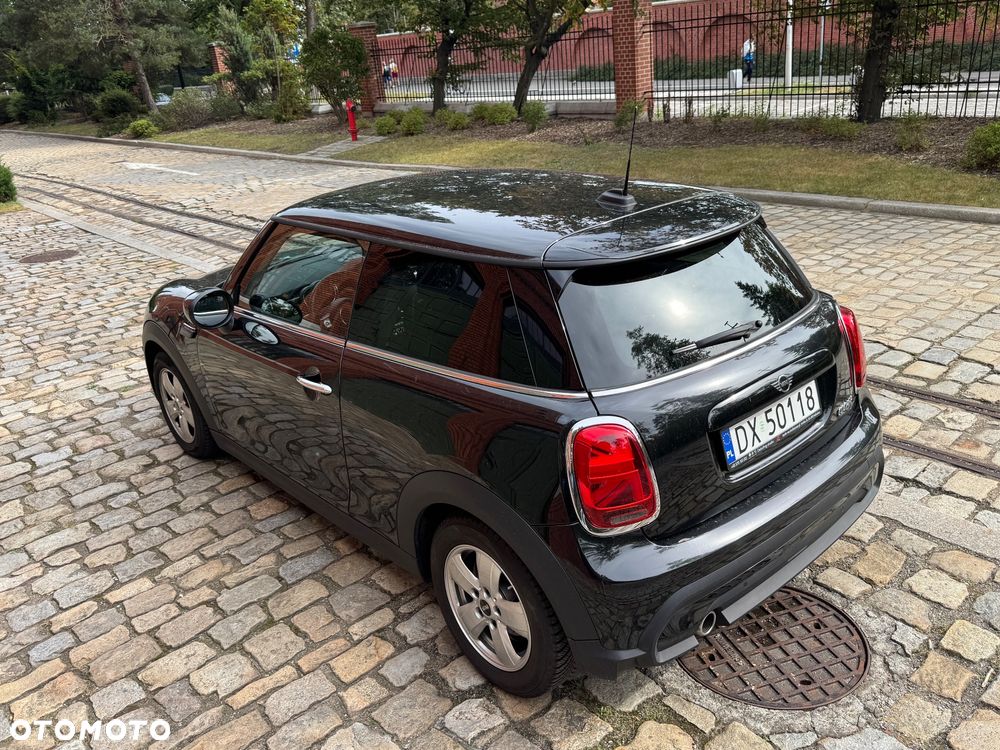 MINI Cooper Essential Trim - 7