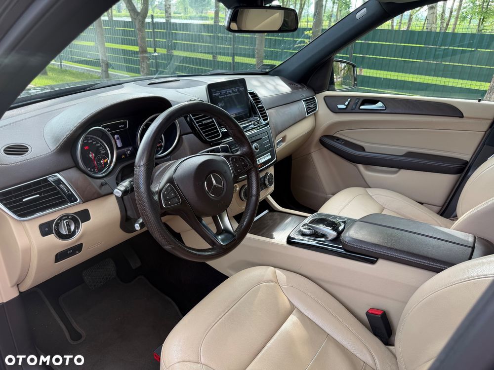 Mercedes-Benz GLE 350 d 4-Matic - 12