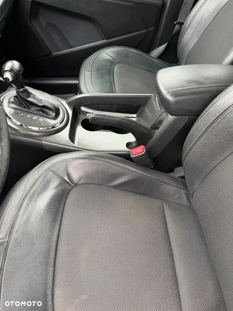 Kia Sportage 2.0 XL 2WD - 12