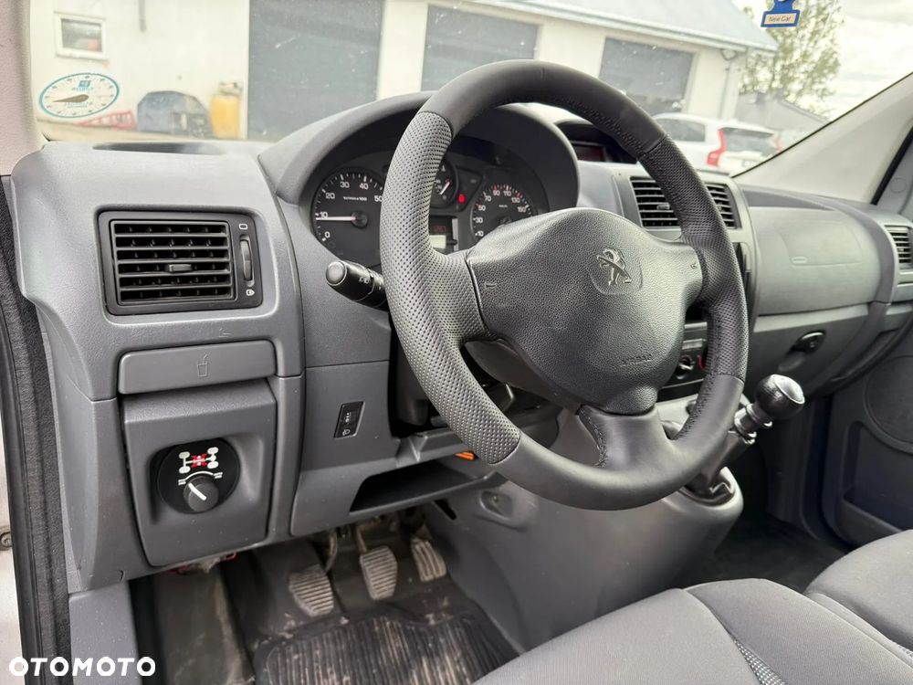 Peugeot EXPERT DANGEL 4x4 - 9
