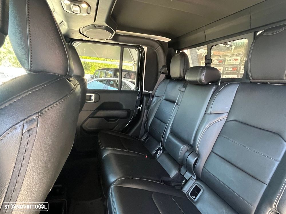 Jeep Gladiator 3.0 CRD Overland AT8 - 51