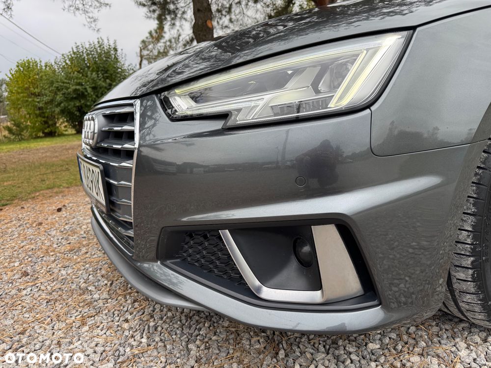 Audi A4 Avant 40 TDI S Line S tronic - 40