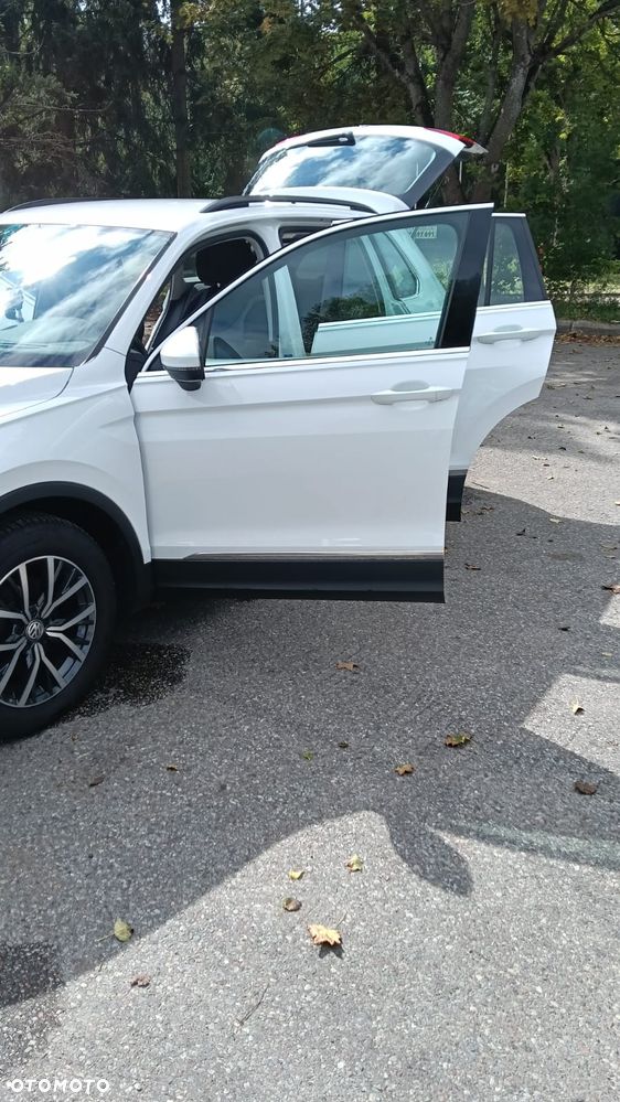 Volkswagen Tiguan - 27