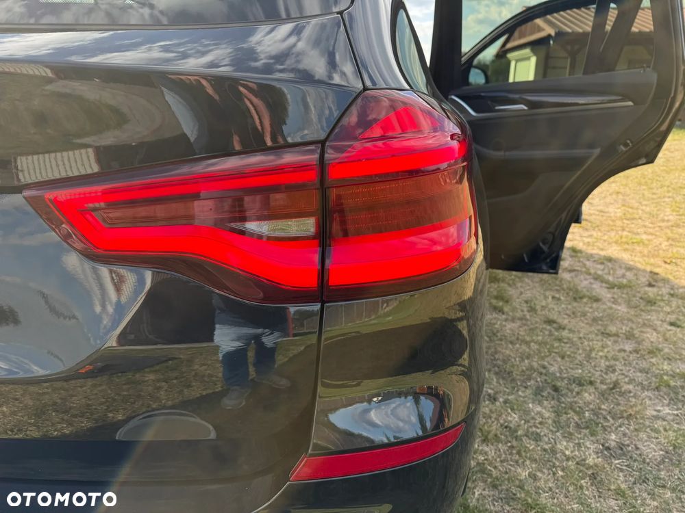 BMW X3 xDrive20i xLine - 29
