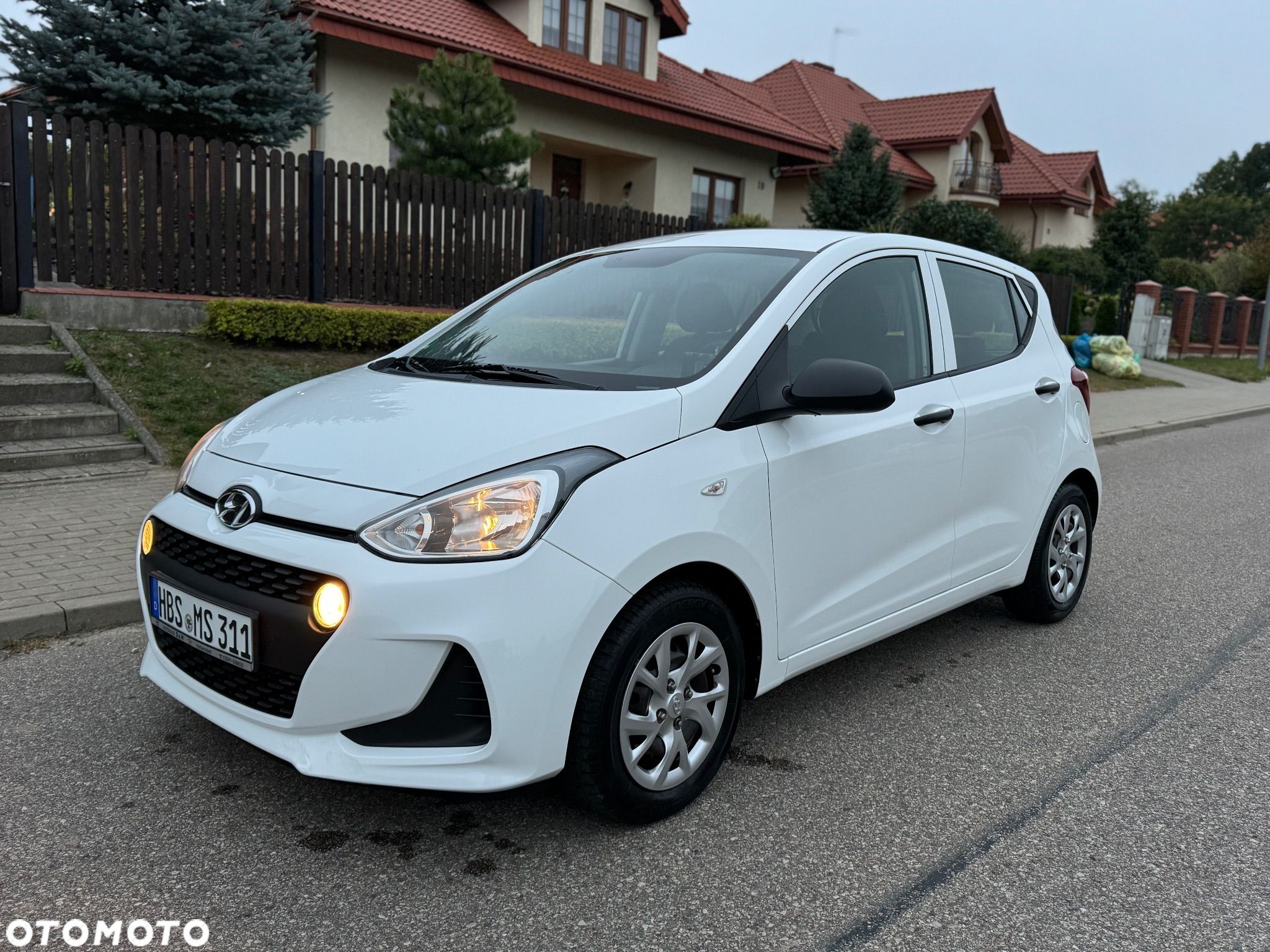 Hyundai i10 1.0 blue Style - 1