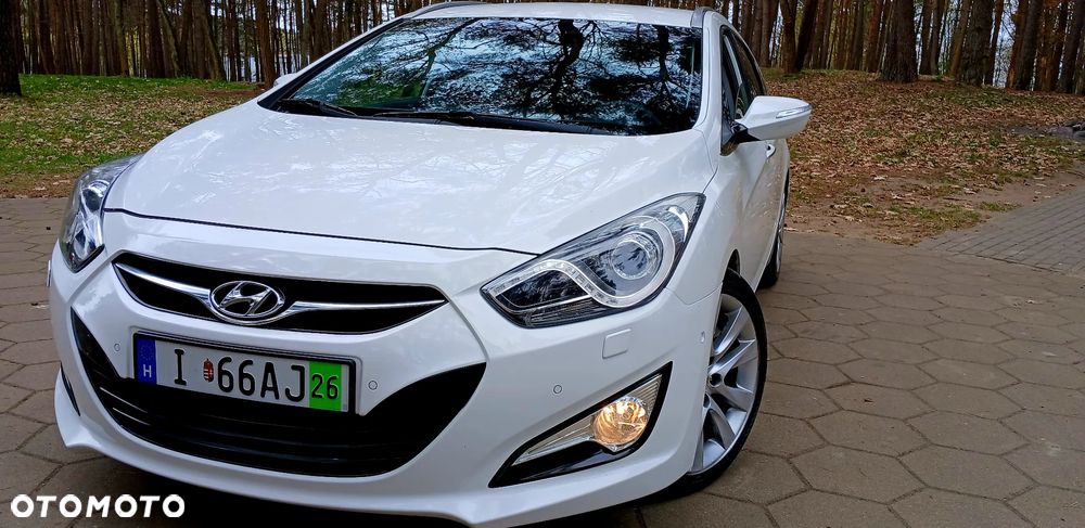 Hyundai i40 i40cw 1.7 CRDi Automatik Fifa World Cup Edition Silver - 5