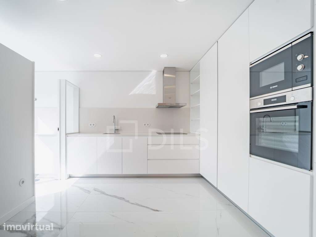 Apartamento T3, renovado, na Avenida da Boavista - Grande imagem: 5/41