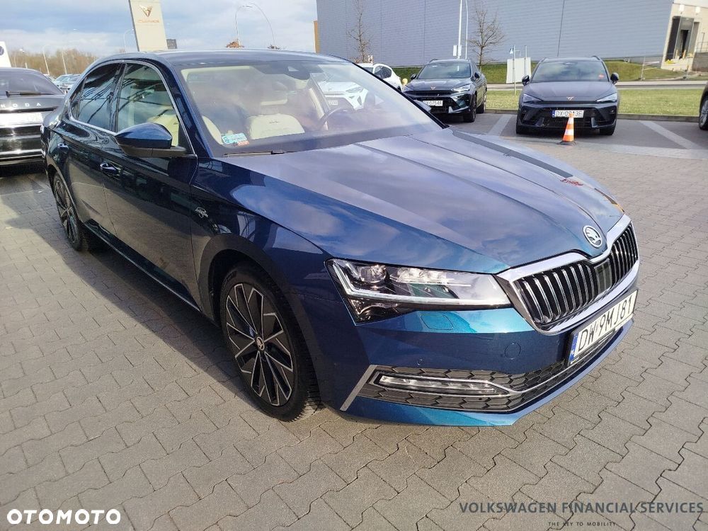 Skoda Superb 2.0 TDI SCR L&K DSG - 2