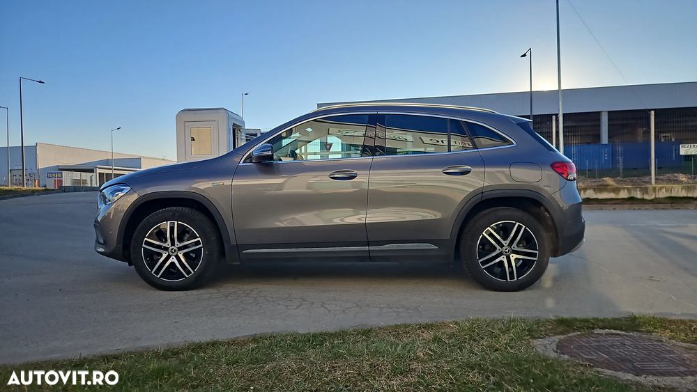 Mercedes-Benz GLA 250 e 8G-DCT Style - 8