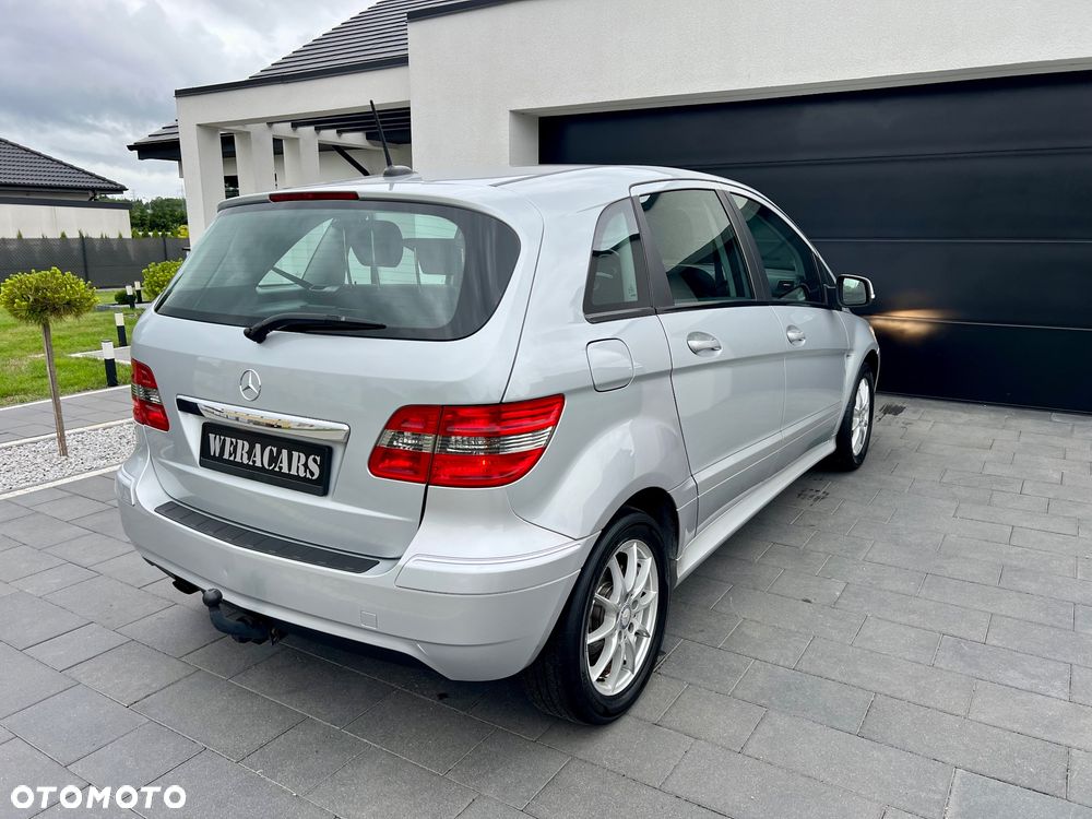 Mercedes-Benz Klasa B 180 BlueEFFICIENCY SPORT EDITION - 9