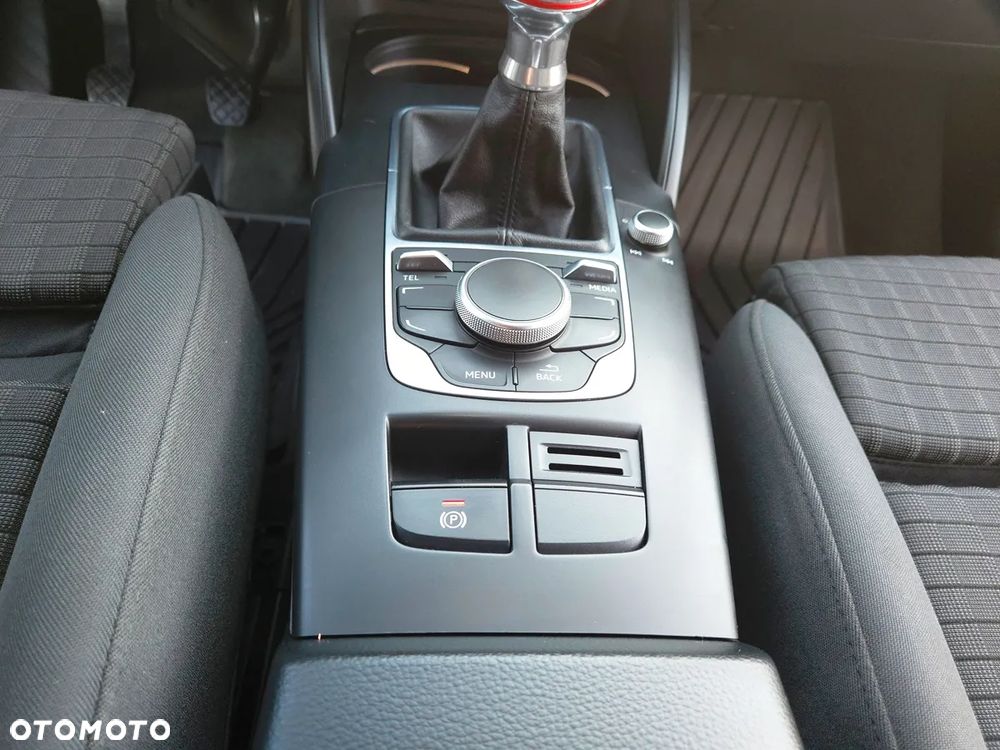 Audi A3 Sportback 1.6 TDI sport - 22