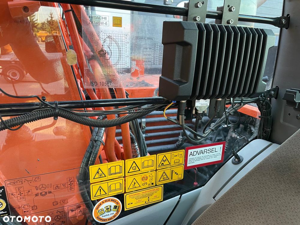 Hitachi ZX145W-6 - 13