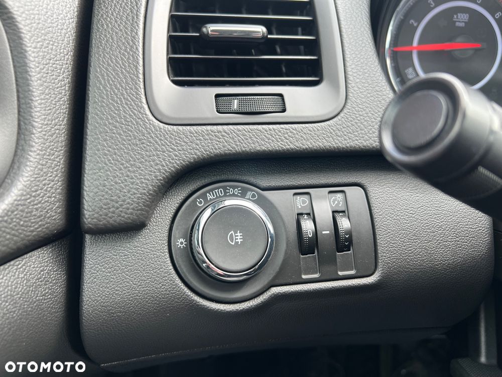 Opel Insignia 2.0 CDTI 4x4 Innovation S&S - 21