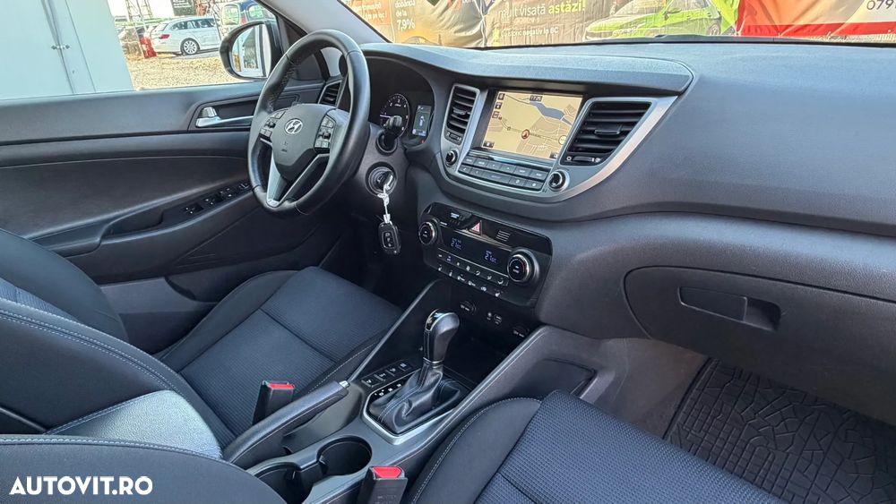 Hyundai Tucson 2.0 CRDI 4WD Automatik Style - 15