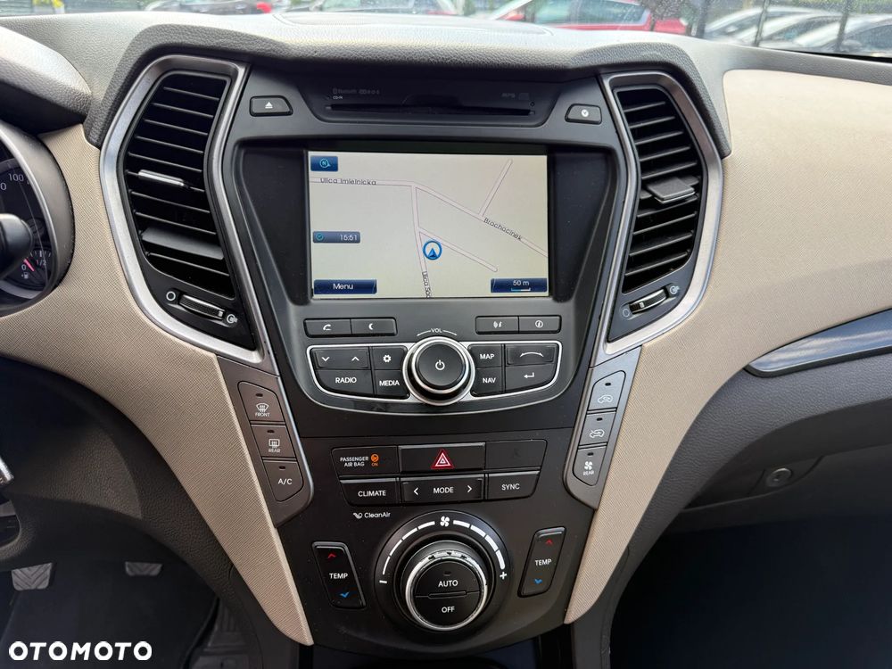 Hyundai Santa Fe - 33
