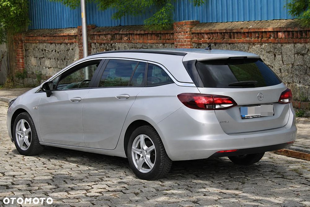Opel Astra - 8