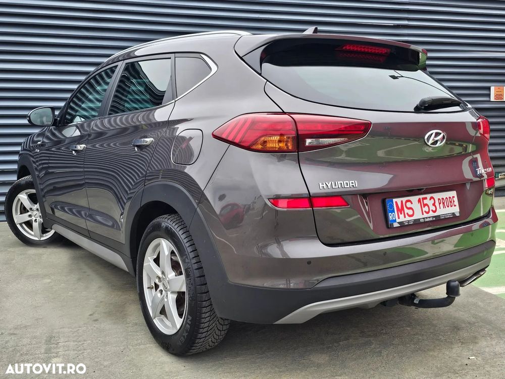 Hyundai Tucson 2.0 CRDI 4WD Automatik Premium - 3