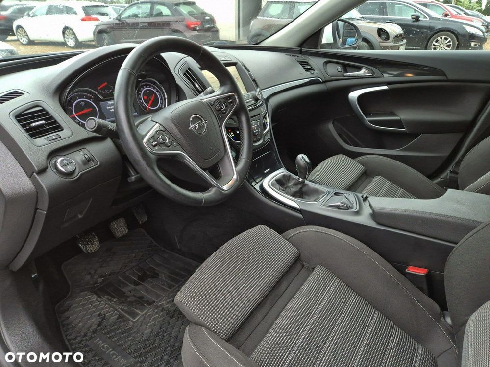 Opel Insignia - 13