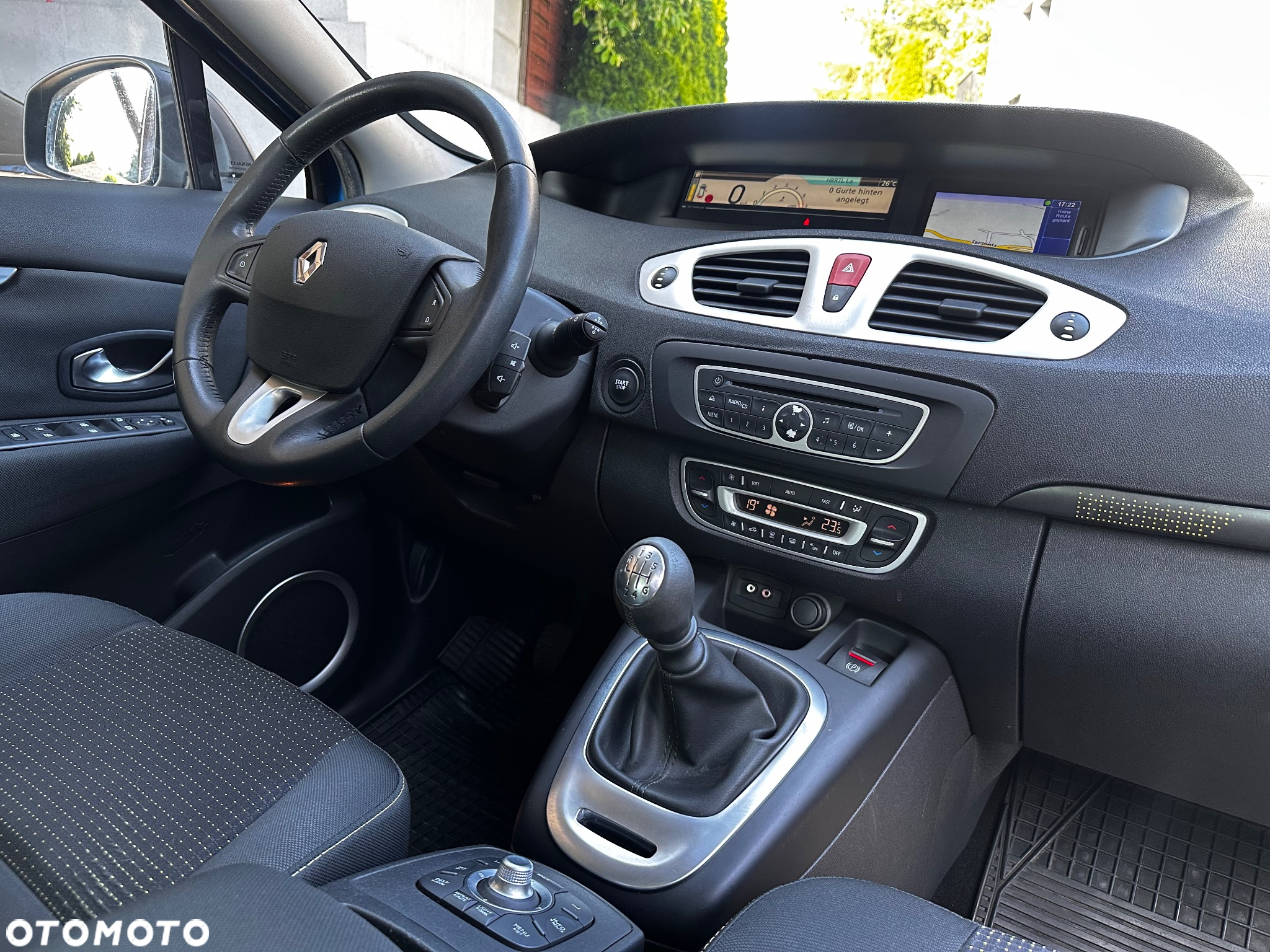 Renault Scenic dCi 110 FAP Dynamique - 10