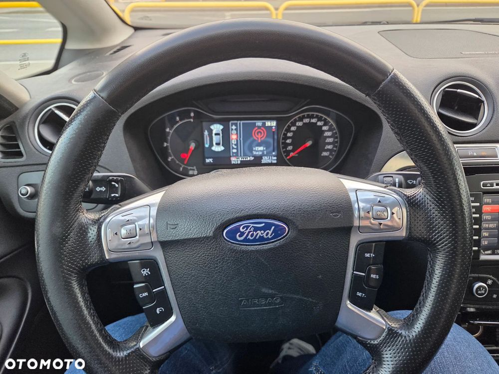 Ford S-Max 2.2 TDCi DPF Titanium X - 12