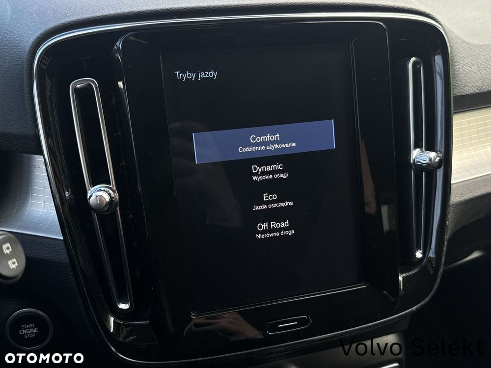 Volvo XC 40 - 28