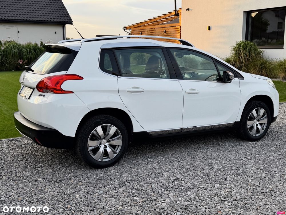 Peugeot 2008 PureTech 82 Allure - 5