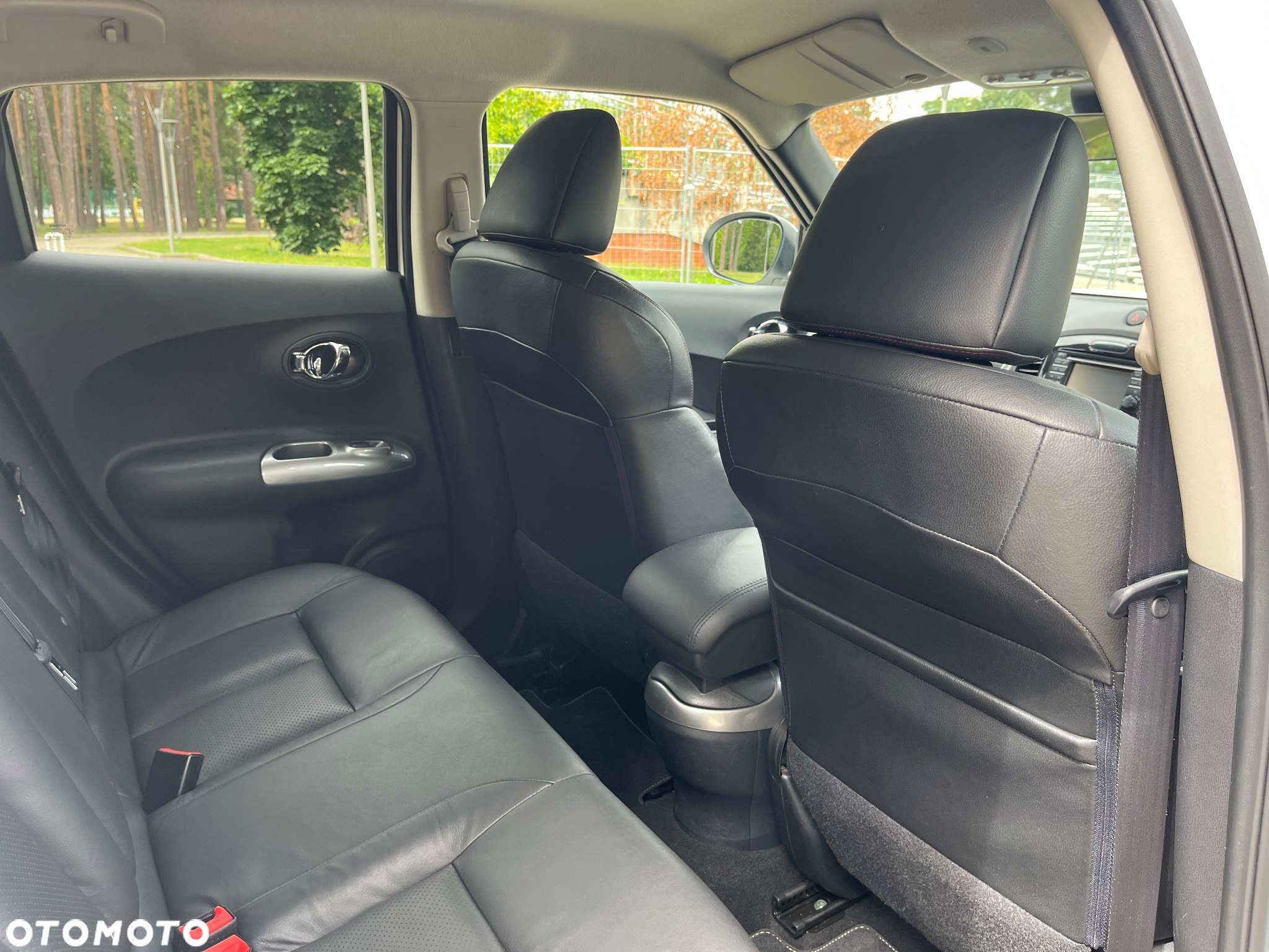 Nissan Juke 1.6 DIG-T ALL-MODE 4x4i CVT Tekna - 13