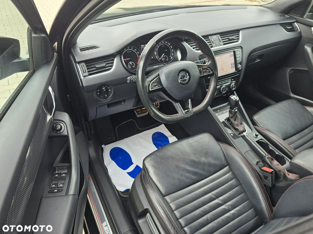 Skoda Octavia 2.0 TDI RS Challenge DSG - 16