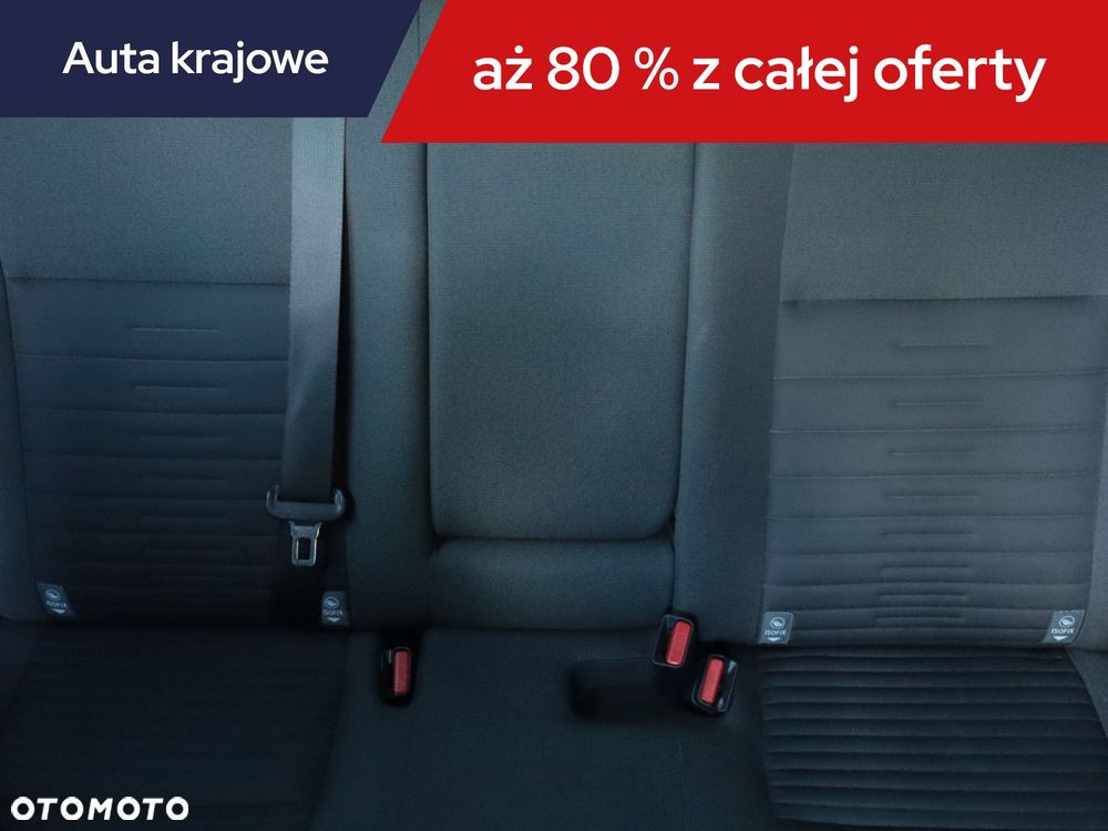Toyota Auris - 12
