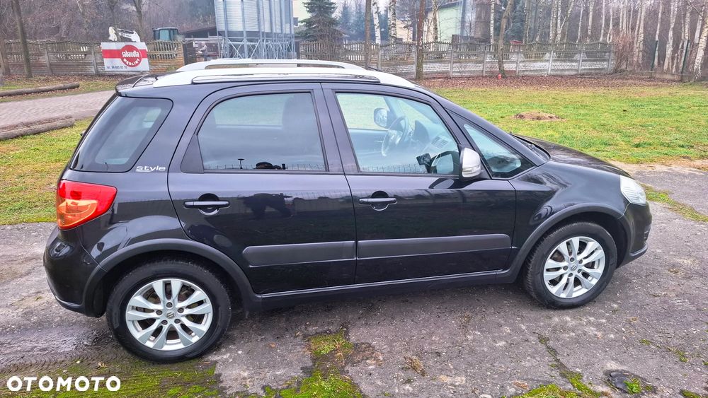 Suzuki SX4 1.6 VVT 4x2 Style - 18