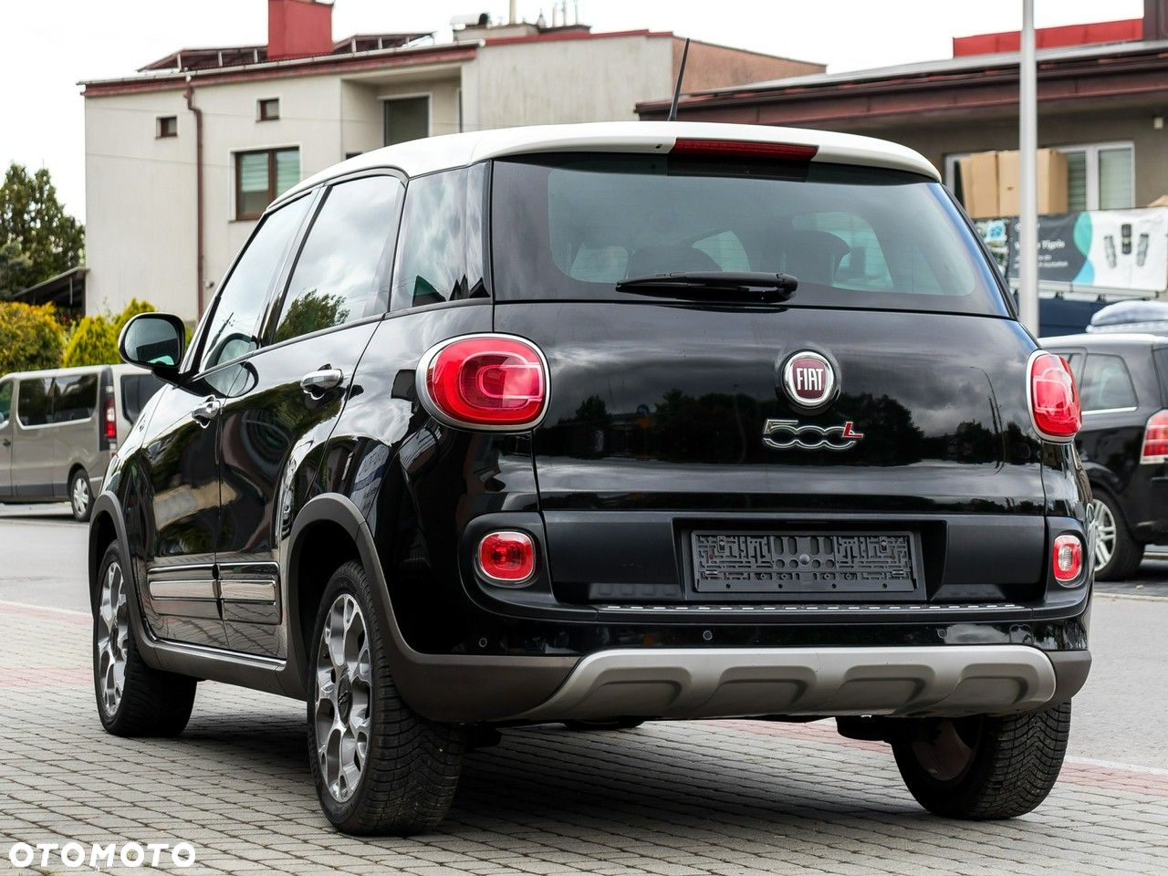 Fiat 500L 1.4 16V T-Jet Trekking - 9