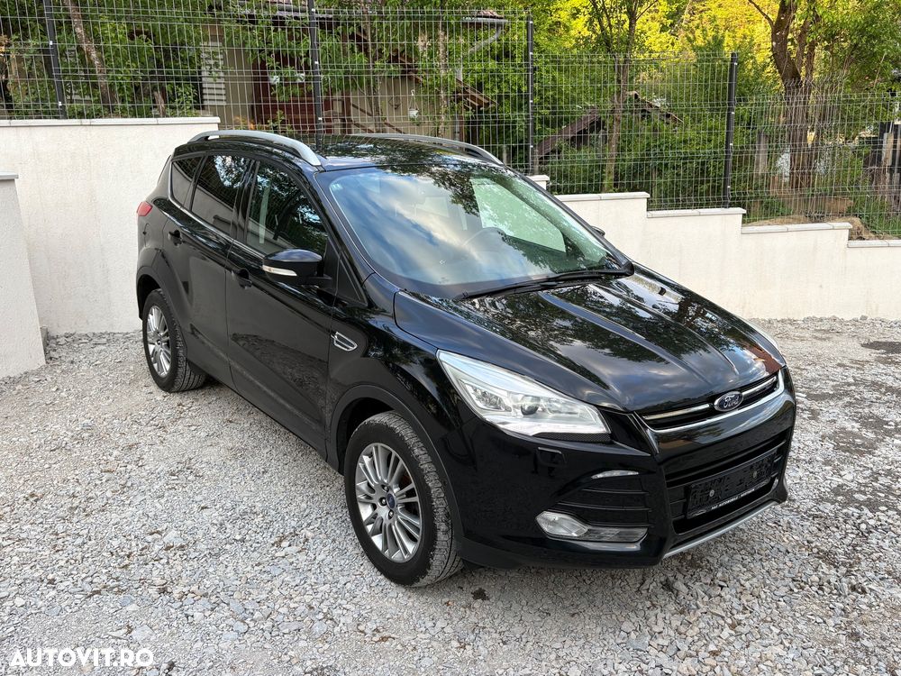 Ford Kuga 1.6 EcoBoost 4x4 Aut. Titanium - 2