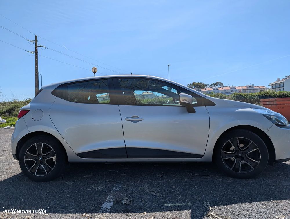 Renault Clio 0.9 TCE Dynamique S - 5