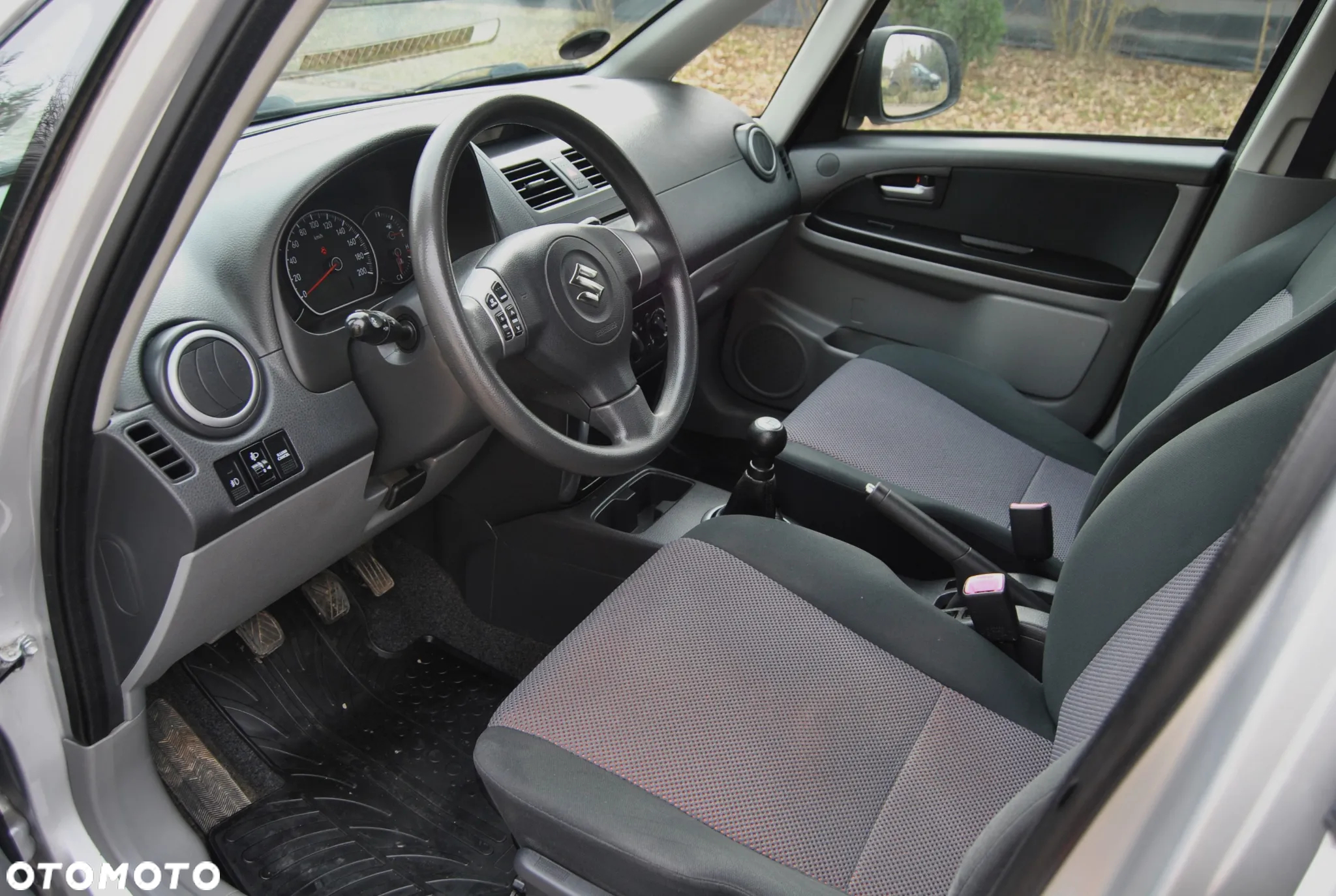 Suzuki SX4 1.6 GLX / Comfort - 5