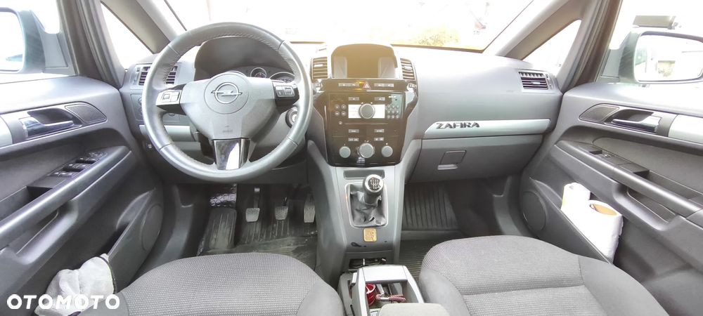 Opel Zafira 1.8 Cosmo - 6