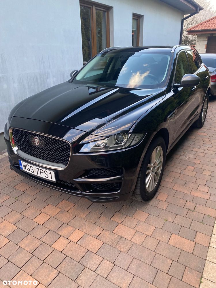 Jaguar F-Pace - 4