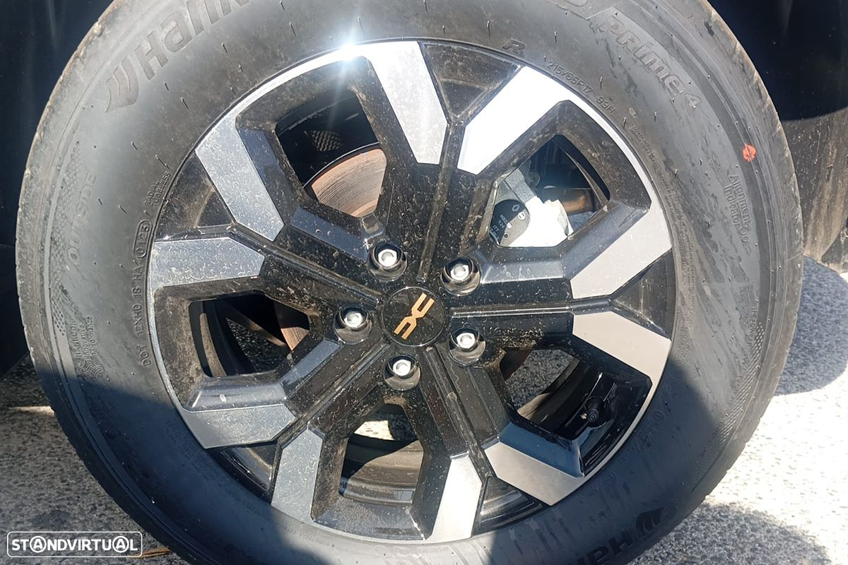 Dacia Duster 1.6 Hybrid Extreme - 4
