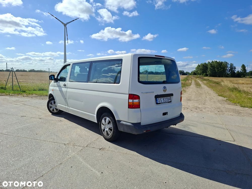 Volkswagen Caravelle L1 - 2