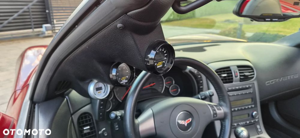 Chevrolet Corvette - 18