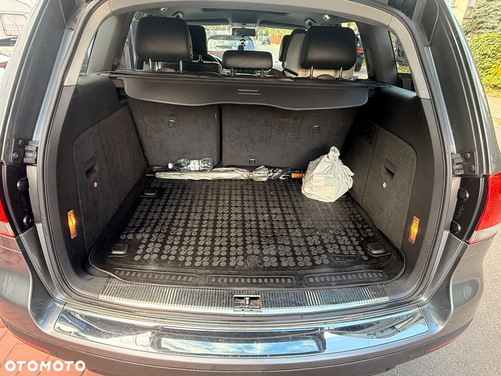 Volkswagen Touareg - 16