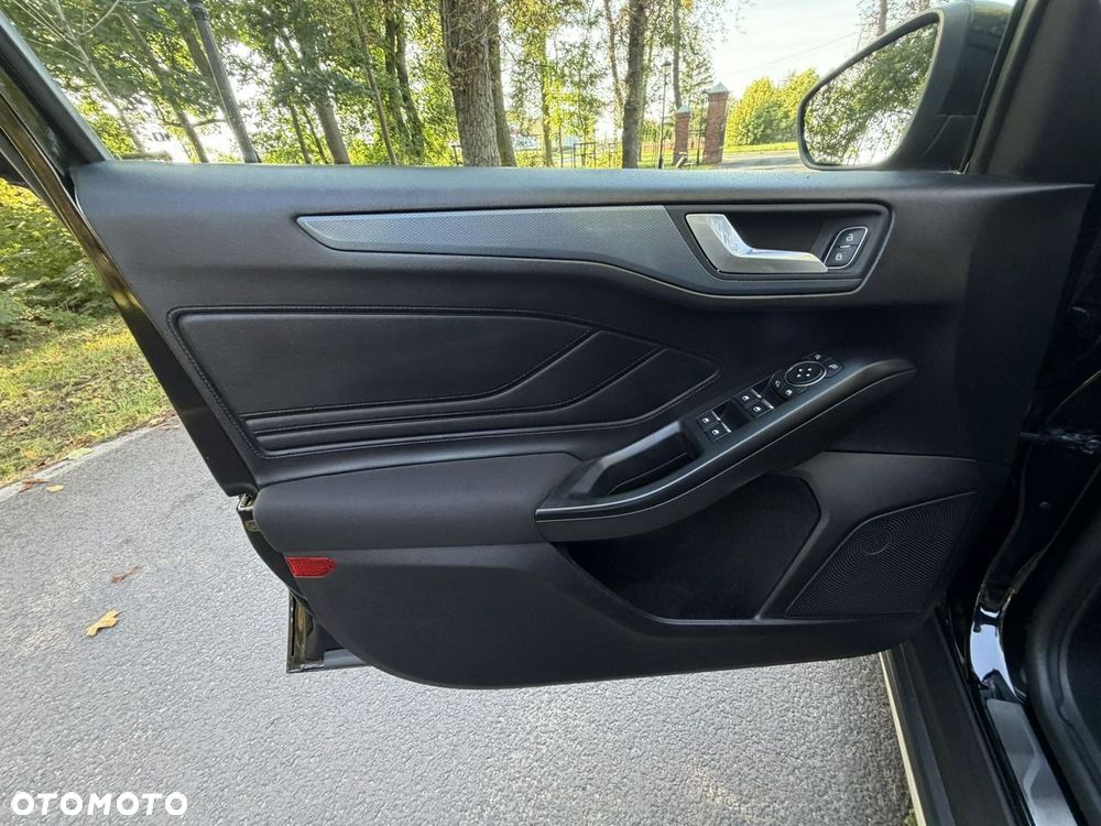 Ford Focus - 21