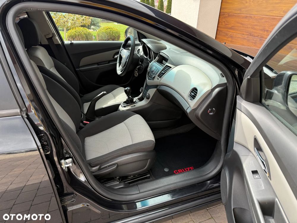 Chevrolet Cruze - 6