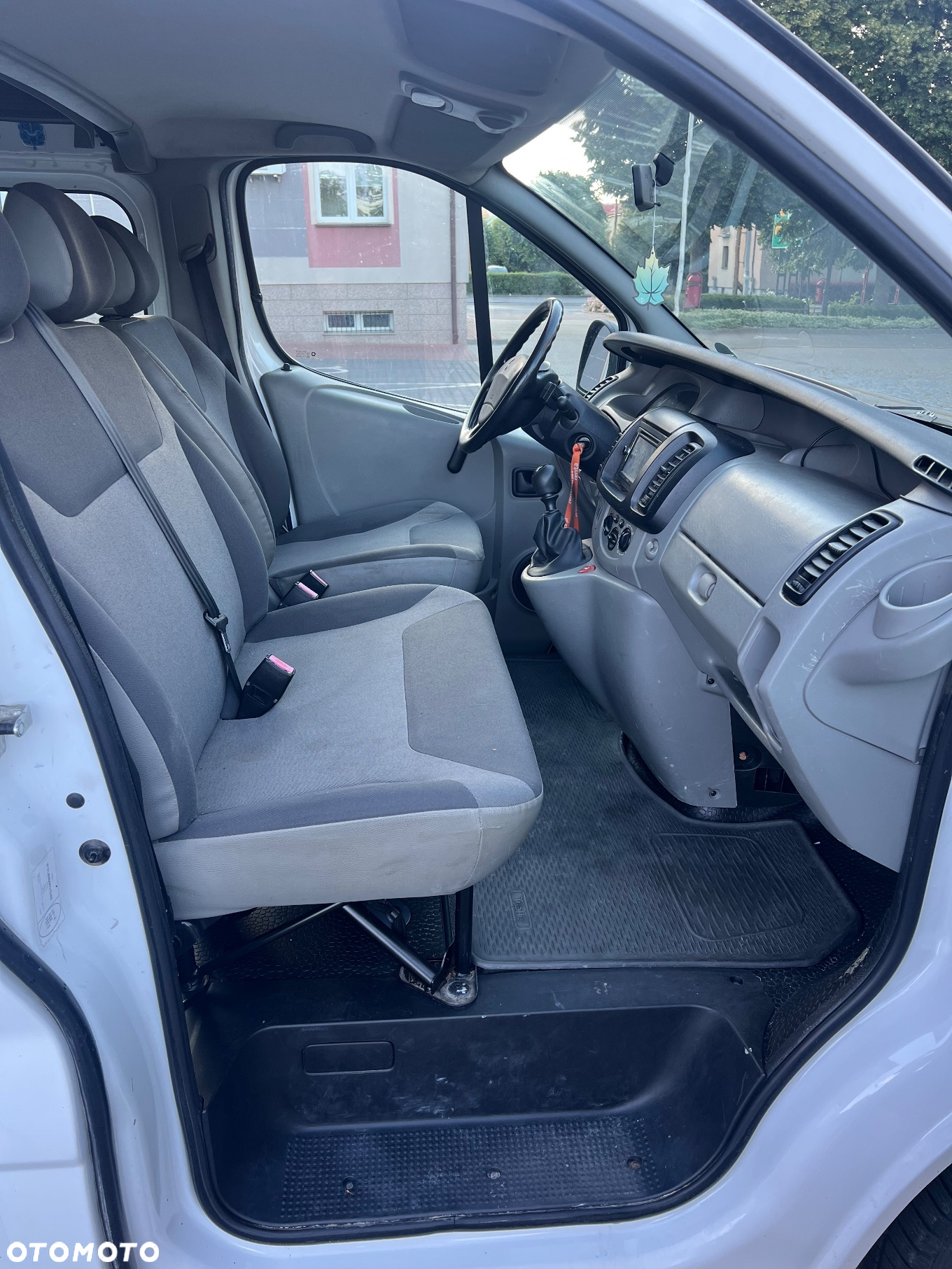 Renault Trafic 2.0 dCi 90 Passenger Expression - 17