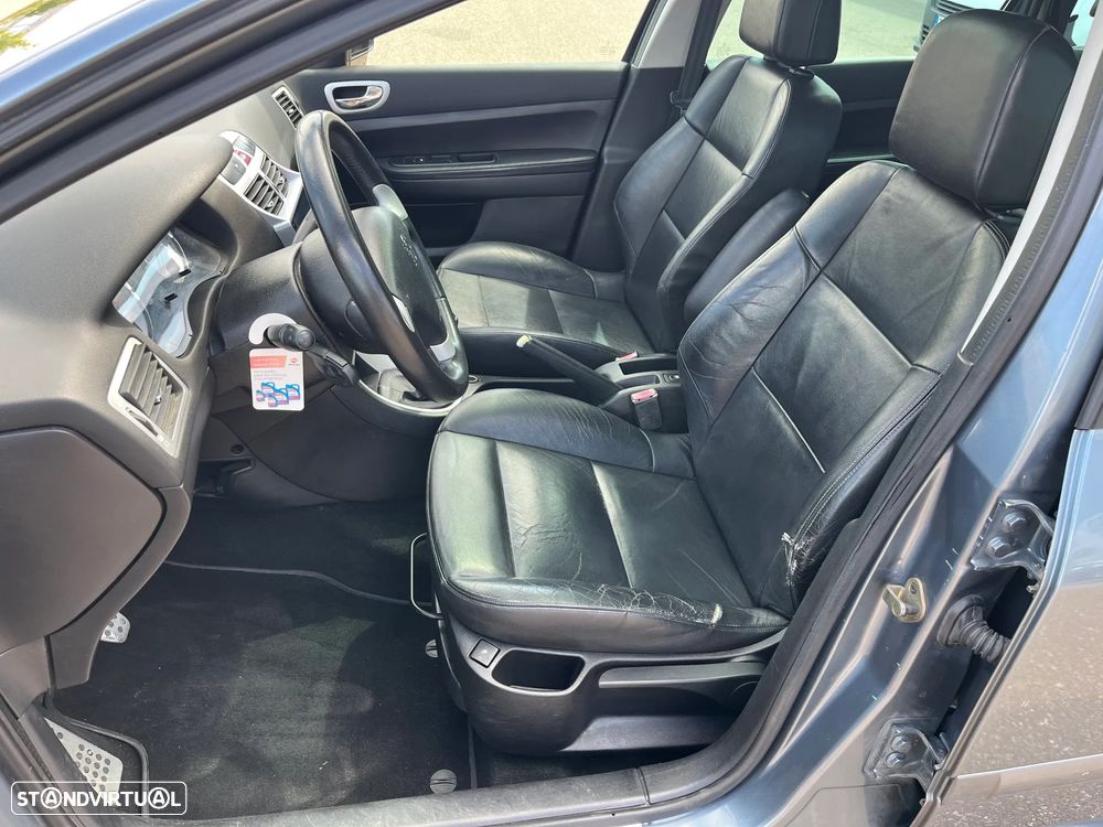 Peugeot 307 SW HDi 110 Premium - 9