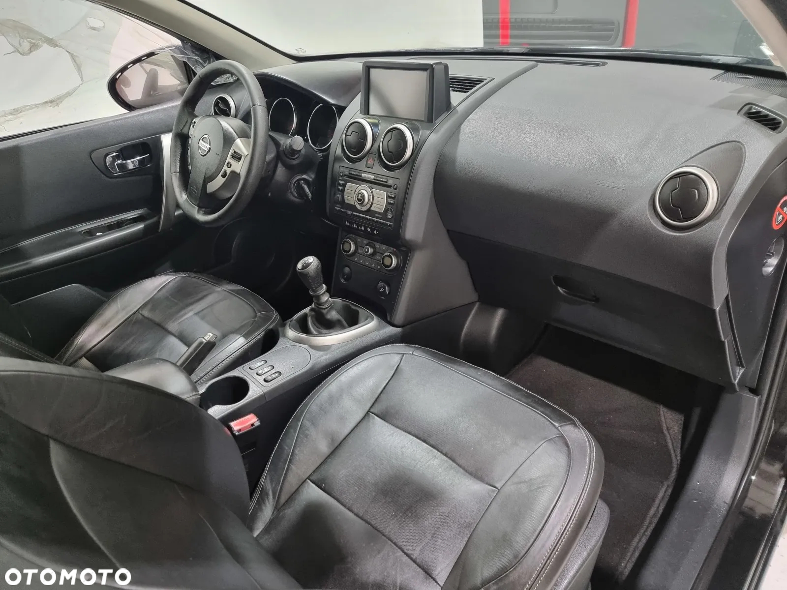 Nissan Qashqai - 10