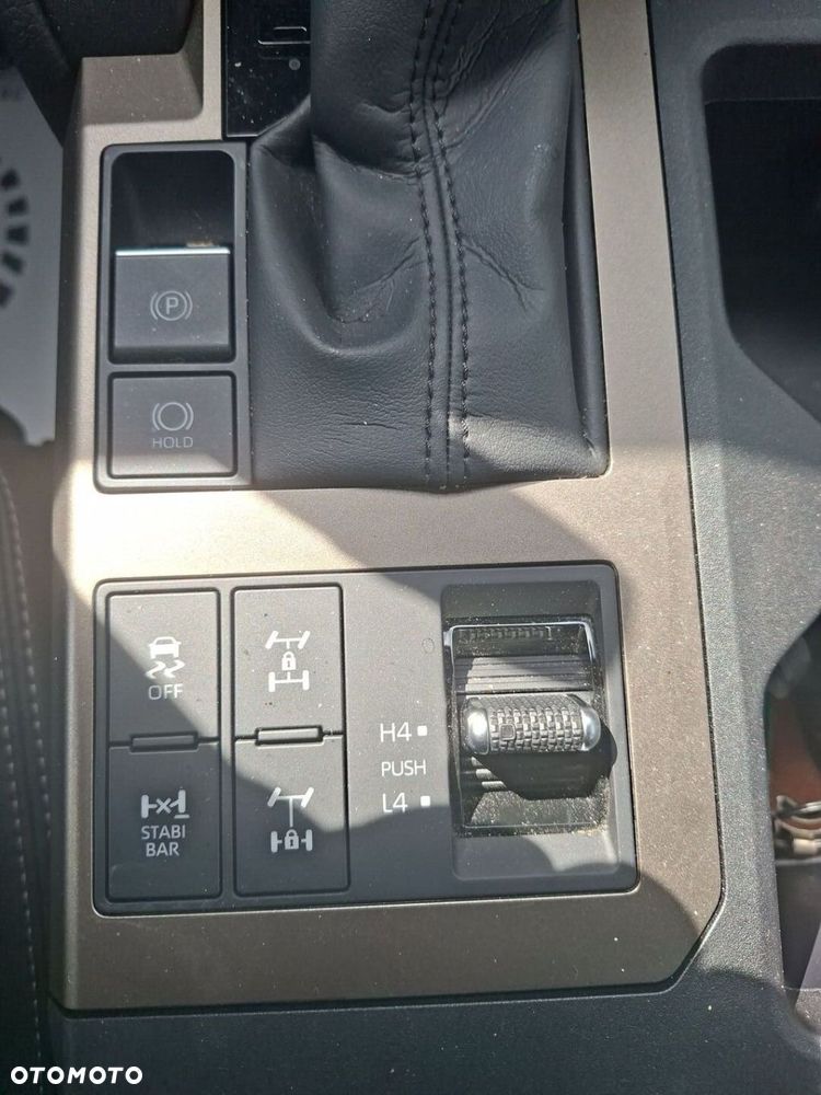 Toyota Land Cruiser LC 2.8 D-4D Executive - 19