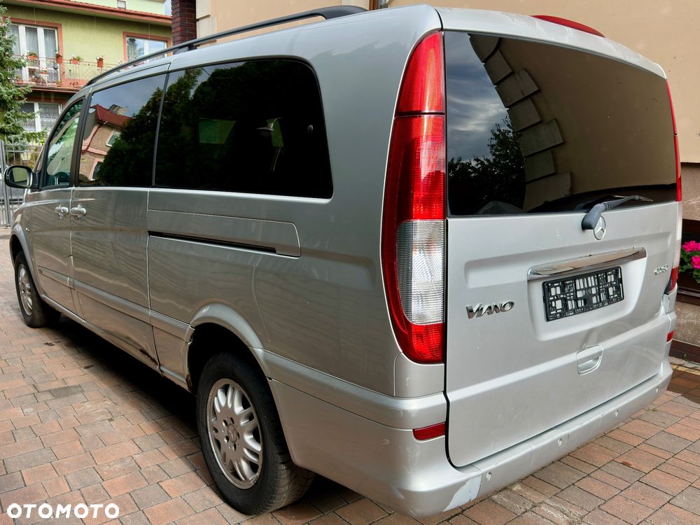 Mercedes-Benz Viano 2006 photo 2