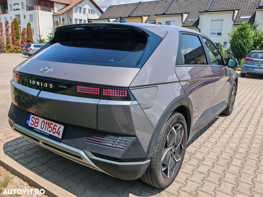 HYUNDAI Ioniq 5 2022 — imagine 5