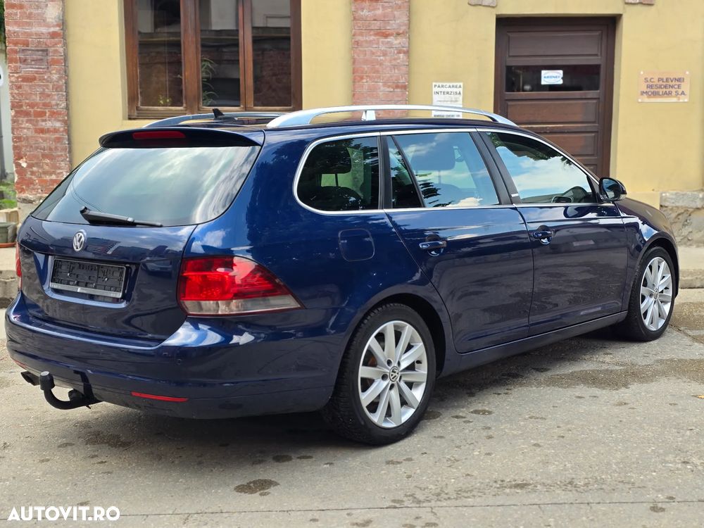 Volkswagen Golf 2.0 TDI DPF BlueMotion Technology DSG Style - 4